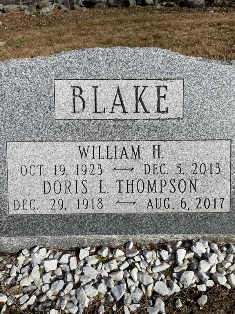 Doris L. Thompson Blake's grave. Photo 4